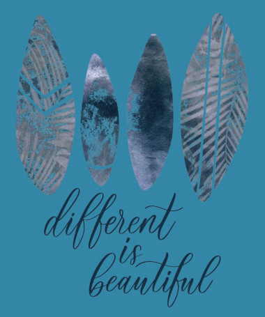 Different is beautiful  T-shirt Scollo V