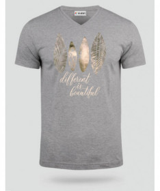Different is beautiful  T-shirt Scollo V
