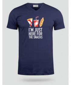 I am just here for the snacks  T-shirt Scollo V